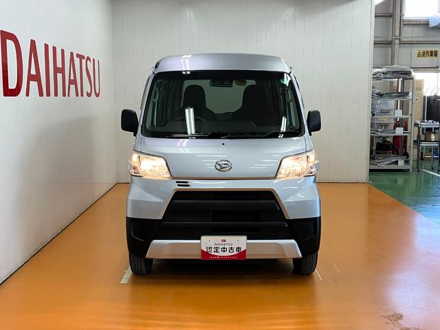 ハイゼットカーゴデラックスＳＡIII４ＷＤ　両側スライドドア　エアコン　ＵＳＢ接続端子　アイドリングストップ　オートハイビーム　横滑り防止機能　誤発進抑制機能　光軸調整ダイヤル　パワーウインドウ　ＥＴＣ　キーレス（神奈川県）の中古車