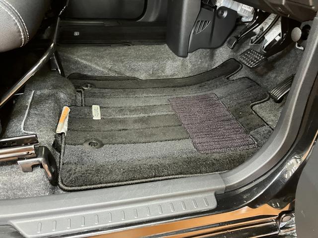 タントカスタムＲＳ　トップエディションＳＡIIIサポカーＳワイド適合　パノラマモニター対応　ミラクルオープンドア　両側オートスライドドア　ＥＴＣ　ドラレコ　ステアリングスイッチ　運転席シートヒーター　オートエアコン　ＵＳＢ接続端子　キーフリー（神奈川県）の中古車