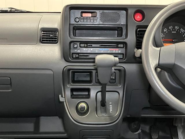 ハイゼットカーゴスペシャル両側スライドドア　ラジオ　エアコン　リアウィンドウデフォッガー　光軸調整ダイヤル　エアバッグ　パワーステアリング（神奈川県）の中古車