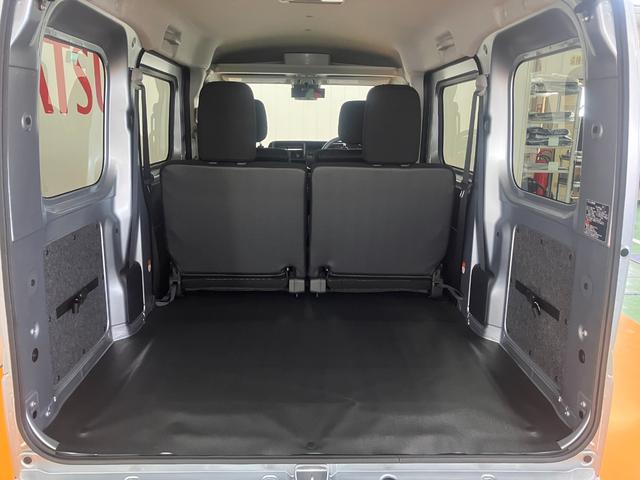 ハイゼットカーゴクルーズサポカーＳワイド適合　エアコン　Ｐスタート　アプリケーションソケット　Ｐスタート　コーナーセンサー　横滑り防止機能　誤発進抑制機能　電動格納ミラー　パワーウインドウ　キーフリー（神奈川県）の中古車