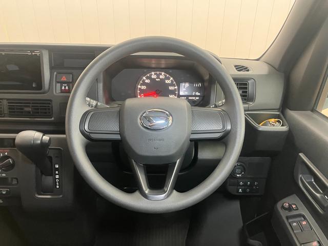 ハイゼットカーゴクルーズサポカーＳワイド適合　エアコン　Ｐスタート　アプリケーションソケット　Ｐスタート　コーナーセンサー　横滑り防止機能　誤発進抑制機能　電動格納ミラー　パワーウインドウ　キーフリー（神奈川県）の中古車