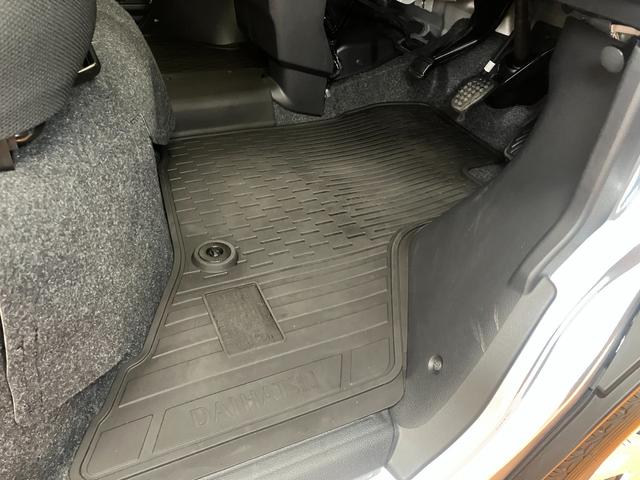 ハイゼットカーゴクルーズサポカーＳワイド適合　エアコン　Ｐスタート　アプリケーションソケット　Ｐスタート　コーナーセンサー　横滑り防止機能　誤発進抑制機能　電動格納ミラー　パワーウインドウ　キーフリー（神奈川県）の中古車