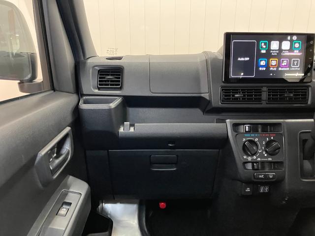 ハイゼットカーゴＤＸサポカーＳワイド適合　ドラレコ　ディスプレイオーディオ　ＵＳＢ接続端子　エアコン　アクセサリーソケット　コーナーセンサー　光軸調整ダイヤル　横滑り防止機能　誤発進抑制機能　パワーウインドウ　キーレス（神奈川県）の中古車