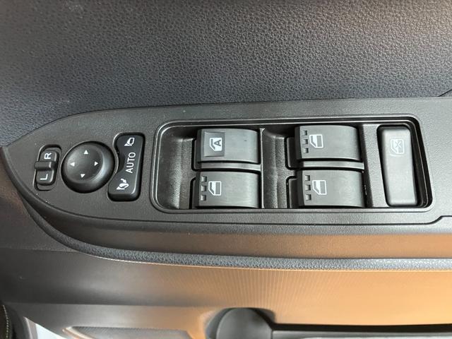 タントカスタムＲＳサポカーＳワイド適合　ミラクルオープンドア　両側オートスライドドア　パノラマモニター対応　電動パーキングブレーキ　ステアリングスイッチ　シートヒーター　オートエアコン　コーナーセンサー　キーフリー（神奈川県）の中古車