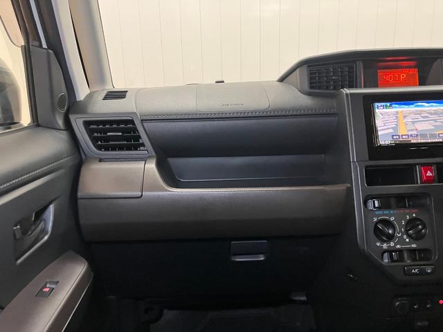 ルーミーＸ衝突被害軽減ブレーキシステム　ドラレコ　片側オートスライドドア　ステアリングスイッチ　ＵＳＢ接続端子　ＵＳＢ接続端子　Ｐスタート　コーナーセンサー　シートヒーター　ＥＴＣ　キーフリー（神奈川県）の中古車