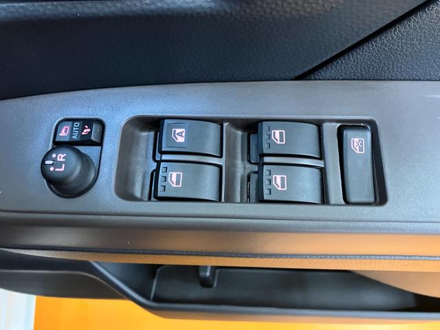 ルーミーＸ衝突被害軽減ブレーキシステム　ドラレコ　片側オートスライドドア　ステアリングスイッチ　ＵＳＢ接続端子　ＵＳＢ接続端子　Ｐスタート　コーナーセンサー　シートヒーター　ＥＴＣ　キーフリー（神奈川県）の中古車