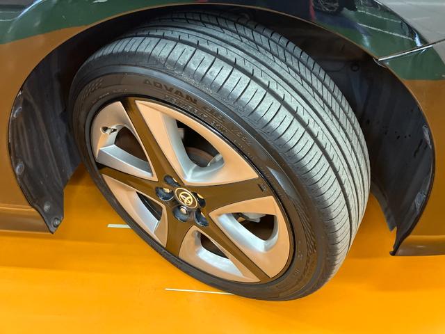 プリウスＳツーリングセレクションハイブリッド車　衝突被害軽減ブレーキシステム　ドラレコ　クルーズコントロール　ステアリングスイッチ　Ｐスタート　オートハイビーム　シートヒーター　ＥＴＣ　キーフリー（神奈川県）の中古車