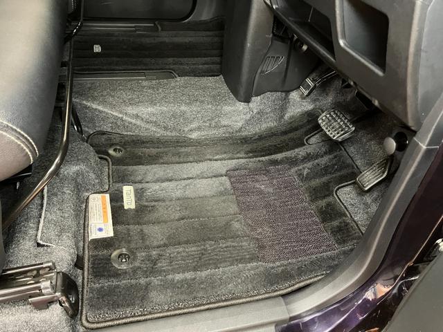 タントカスタムＲＳ　トップエディションＳＡIIIサポカーＳワイド適合　ドラレコ　ミラクルウォークスルー　ミラクルオープンドア　ＵＳＢ接続端子　ステアリングスイッチ　両側オートスライドドア　Ｐスタート　運転席シートヒーター　キーフリー（神奈川県）の中古車