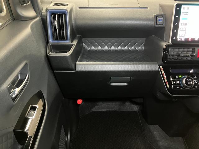 タントカスタムRSサポカーSワイド適合 ドラレコ ミラクルオープンドア 両側オートスライドドア 電動パーキングブレーキ パノラマモニター対応 ステアリングスイッチ シートヒーター オートエアコン コーナーセンサー(神奈川県)の中古車