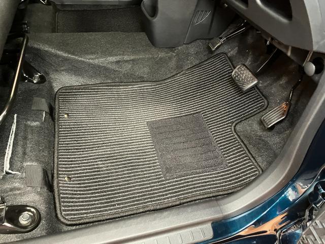 ムーヴカスタム　ＸリミテッドII　ＳＡIIIサポカーＳワイド適合　ドラレコ　ステアリングスイッチ　パノラマモニター対応　Ｐスタート　運転席シートヒーター　アイドリングストップ　横滑り防止機能　誤発進抑制機能　オートハイビーム　キーフリー（神奈川県）の中古車