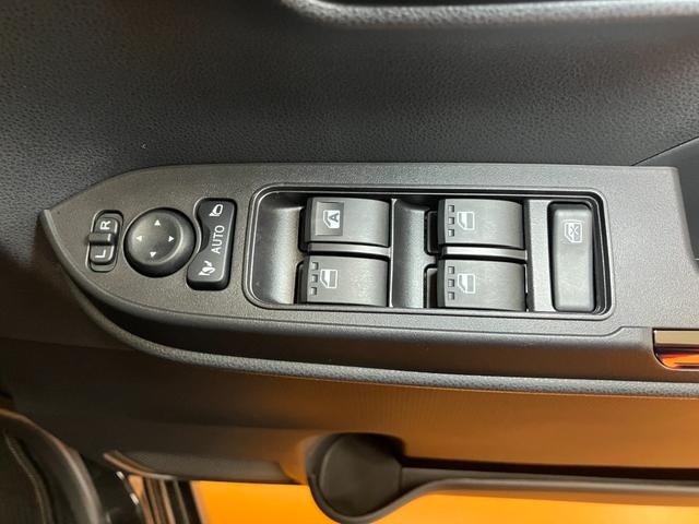 タントカスタムRSサポカーSワイド適合 ミラクルオープンドア 両側オートスライドドア 電動パーキングブレーキ ステアリングスイッチ シートヒーター オートエアコン コーナーセンサー キーフリー(神奈川県)の中古車