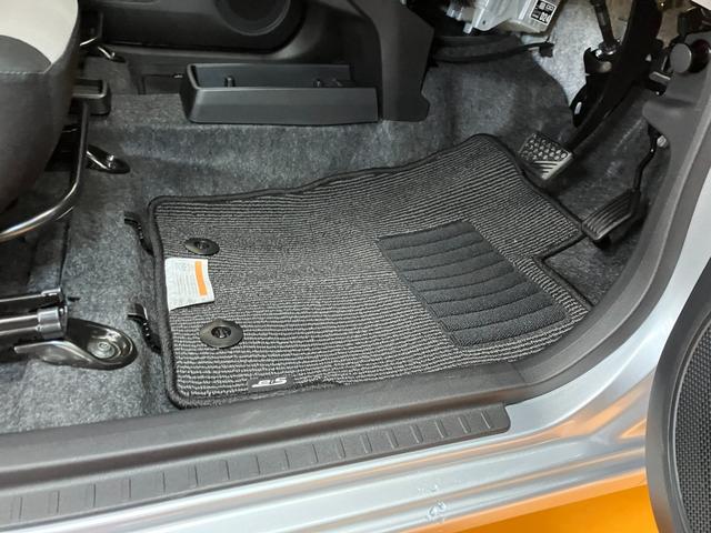 ミライースX SAIIIサポカーSワイド適合 エアコン Bカメラ コーナーセンサー 光軸調整ダイヤル オートハイビーム アイドリングストップ 横滑り防止機能 誤発進抑制機能 電動格納ミラー パワーウインドウ キーレス(神奈川県)の中古車