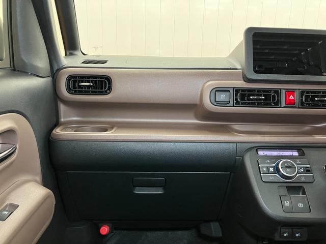 ムーヴキャンバスセオリーＧサポカーＳワイド適合　　ＵＳＢ接続端子　電動パーキングブレーキ　シートヒーター　両側オートスライドドア　Ｐスタート　ＵＳＢ接続端子　コーナーセンサー　ホッとカップホルダー　置きラクボックス　キーフリー（神奈川県）の中古車