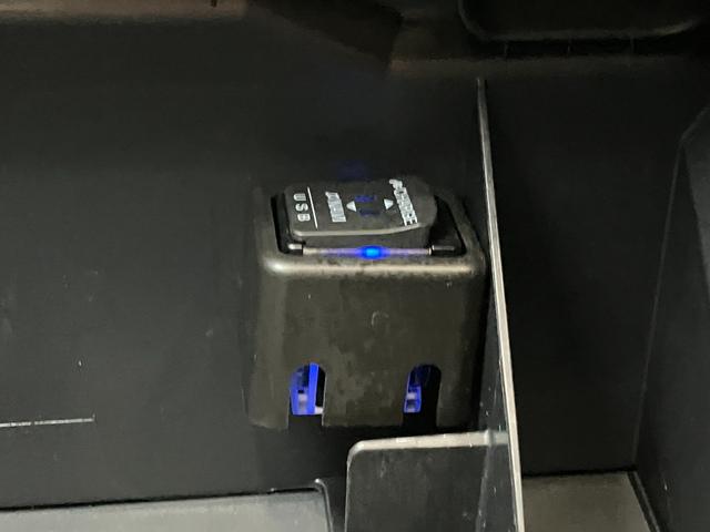 コペンセロ　Ｓオープンカー　二人乗　アクティブトップ　ドラレコ　レカロ製スポーツシート　ｍｏｍｏ製ステアリングホイール　パドルシフト　シートヒーター　ＥＴＣ　ＵＳＢ接続端子　ビルシュタイン製ショックアブソーバー（神奈川県）の中古車