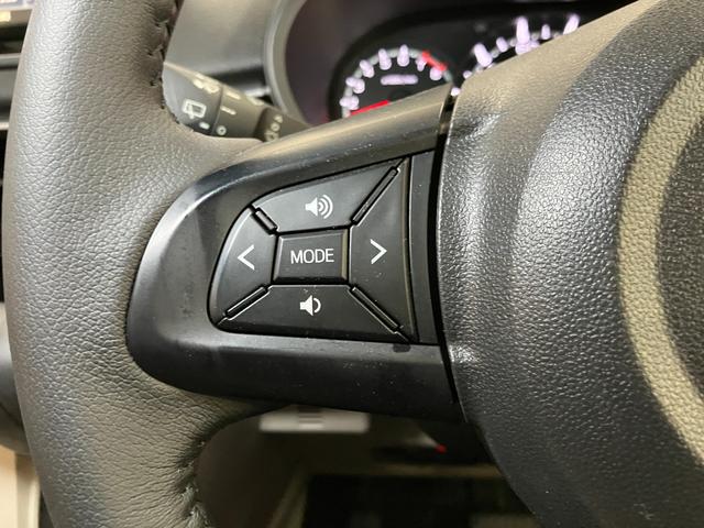 ムーヴＸターボ　ＳＡIIIサポカーＳワイド適合　ドラレコ　Ｂカメラ　ステアリングスイッチ　ＵＳＢ接続端子　ＥＴＣ　Ｐスタート　運転席シートヒーター　アイドリングストップ　誤発進抑制機能　オートハイビーム　　キーフリー（神奈川県）の中古車