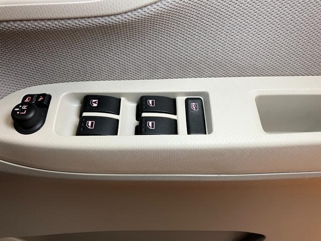 ムーヴＸターボ　ＳＡIIIサポカーＳワイド適合　ドラレコ　Ｂカメラ　ステアリングスイッチ　ＵＳＢ接続端子　ＥＴＣ　Ｐスタート　運転席シートヒーター　アイドリングストップ　誤発進抑制機能　オートハイビーム　　キーフリー（神奈川県）の中古車