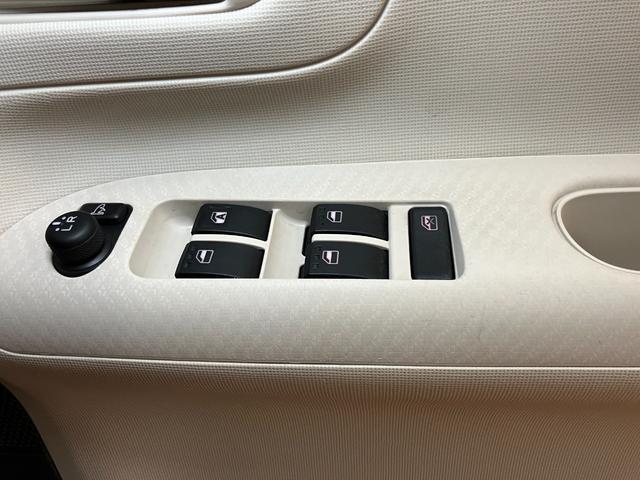 ムーヴキャンバスＬ　ＳＡIIスマアシ　両側スライドドア　Ｂカメラ　ステアリングスイッチ　エアコン　アイドリングストップ　横滑り防止機能　誤発進抑制機能　光軸調整ダイヤル　電動格納ミラー　パワーウインドウ　キーレス（神奈川県）の中古車