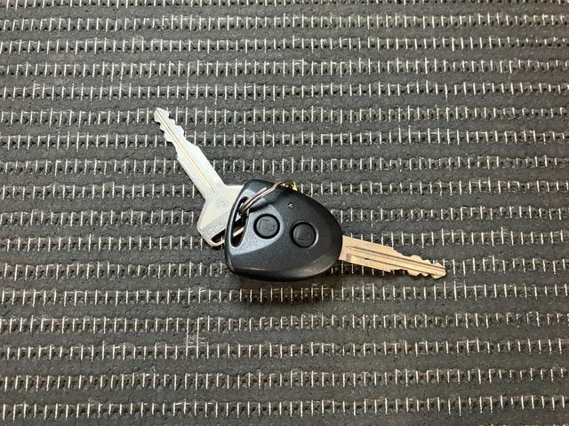 ムーヴキャンバスＬ　ＳＡIIスマアシ　両側スライドドア　Ｂカメラ　ステアリングスイッチ　エアコン　アイドリングストップ　横滑り防止機能　誤発進抑制機能　光軸調整ダイヤル　電動格納ミラー　パワーウインドウ　キーレス（神奈川県）の中古車