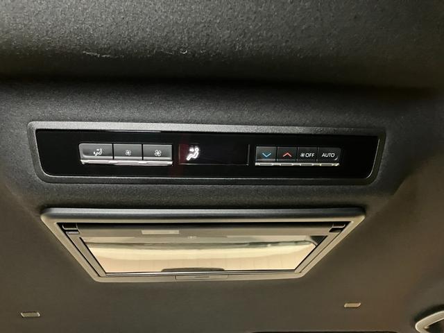 ヴォクシーＳ−Ｚ衝突被害軽減ブレーキシステム　３列シート　クリアランスソナー　レーダークルーズコントロール　シートヒーター　電動パーキングブレーキ　ダブルエアコン　後席モニター　両側オートスライドドア（神奈川県）の中古車