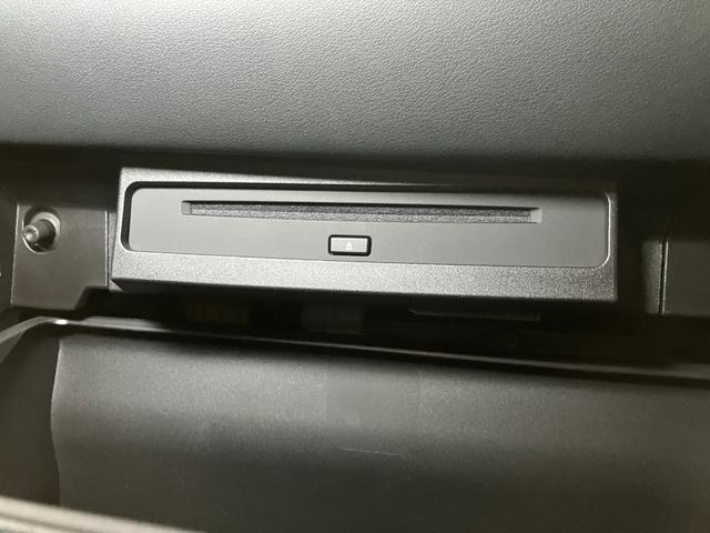 ヴォクシーＳ−Ｚ衝突被害軽減ブレーキシステム　３列シート　クリアランスソナー　レーダークルーズコントロール　シートヒーター　電動パーキングブレーキ　ダブルエアコン　後席モニター　両側オートスライドドア（神奈川県）の中古車