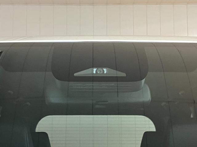 ヴォクシーＳ−Ｚ衝突被害軽減ブレーキシステム　３列シート　クリアランスソナー　レーダークルーズコントロール　シートヒーター　電動パーキングブレーキ　ダブルエアコン　後席モニター　両側オートスライドドア（神奈川県）の中古車