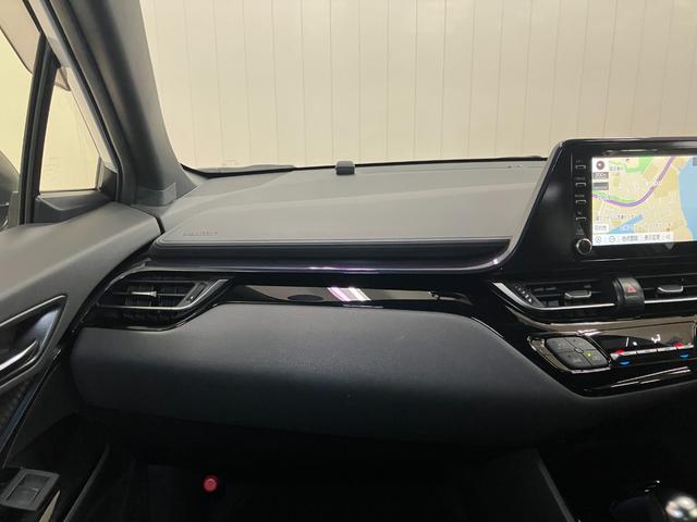 Ｃ−ＨＲＧ　モード　ネロ　セーフティプラスII衝突被害軽減ブレーキシステム　ドラレコ　クルーズコントロール　ステアリングスイッチ　電動パーキングブレーキ　ＵＳＢ接続端子　ＥＴＣ　Ｐスタートブラインドスポットモニター　キーフリー（神奈川県）の中古車