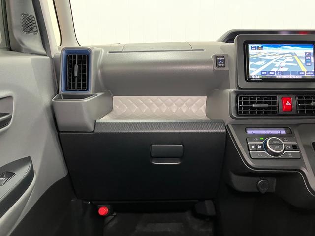 タントＸセレクションサポカーＳワイド適合　ドラレコ　ミラクルオープンドア　コーナーポール　パノラマモニター対応　片側オートスライドドア　Ｐスタート　コーナーセンサー　シートヒーター　ステアリングスイッチ　ＵＳＢ接続端子（神奈川県）の中古車