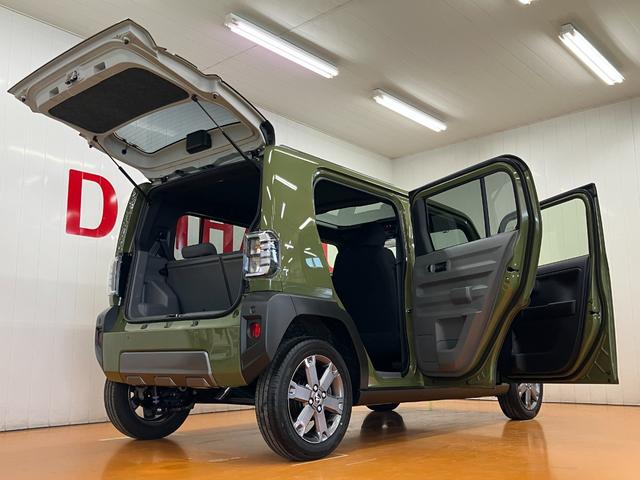 タフトG ダーククロムベンチャーサポカーSワイド適合 スカイフィールトップ 電動パーキングブレーキ パノラマモニター対応 全車速追従機能付ACC ステアリングスイッチ シートヒーター USB接続端子 コーナーセンサー キーフリー(神奈川県)の中古車