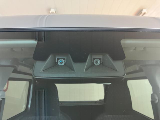 ハイゼットカーゴＤＸサポカーＳワイド適合　ラジオ　エアコン　アクセサリーソケット　コーナーセンサー　アイドリングストップ　光軸調整ダイヤル　横滑り防止機能　誤発進抑制機能　パワーウインドウ　キーレス（神奈川県）の中古車