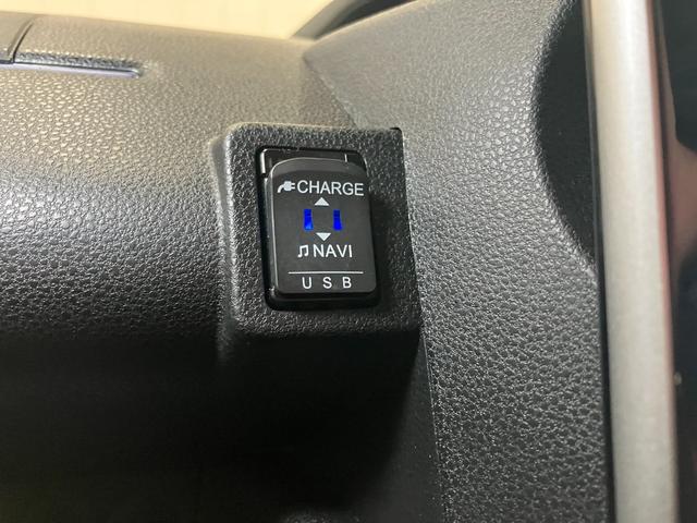 タントカスタムXサポカーSワイド適合 ミラクルオープンドア 両側オートスライドドア パノラマモニター対応 USB接続端子 ステアリングスイッチ シートヒーター オートエアコン コーナーセンサー キーフリー(神奈川県)の中古車