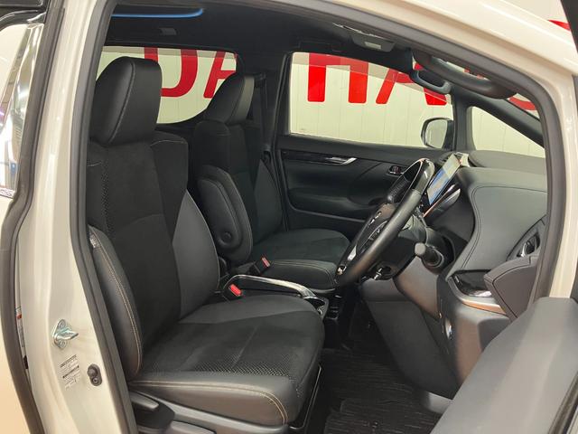 アルファード２．５Ｓ　タイプゴールド衝突被害軽減ブレーキシステム　ドラレコ　全周囲カメラ　後席モニター　１００Ｖ電源ソケット　ＨＤＭＩ接続端子　クルーズコントロール　ＳＯＳスイッチ　両側オートスライドドア　電動パーキングブレーキ（神奈川県）の中古車