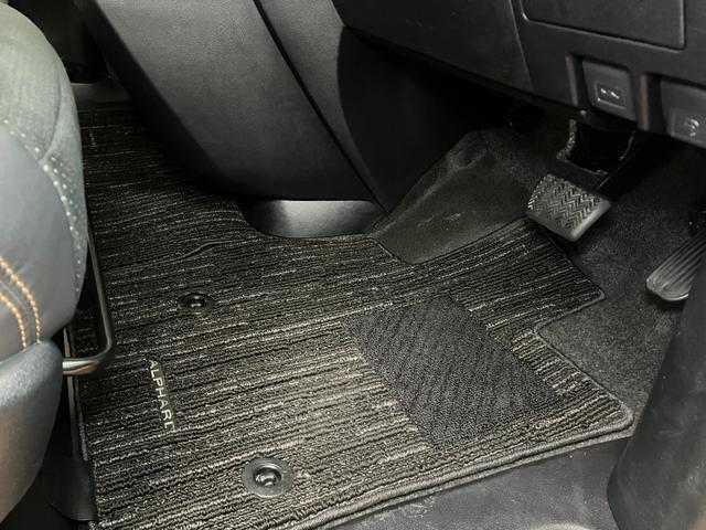 アルファード２．５Ｓ　タイプゴールド衝突被害軽減ブレーキシステム　ドラレコ　全周囲カメラ　後席モニター　１００Ｖ電源ソケット　ＨＤＭＩ接続端子　クルーズコントロール　ＳＯＳスイッチ　両側オートスライドドア　電動パーキングブレーキ（神奈川県）の中古車