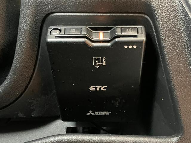 ハイゼットカーゴデラックスＳＡIIIサポカーＳワイド適合　両側スライドドア　ラジオ　エアコン　アイドリングストップ　オートハイビーム　ＥＴＣ　横滑り防止機能　誤発進抑制機能　パワーウインドウ　キーレス（神奈川県）の中古車