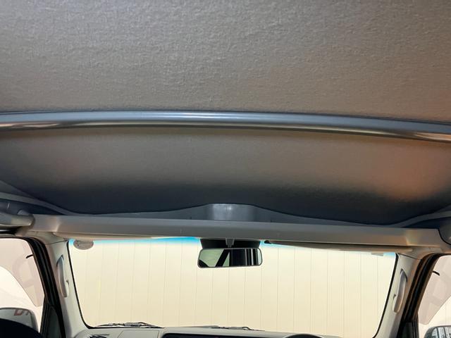 ハイゼットカーゴデラックスＳＡIIIサポカーＳワイド適合　両側スライドドア　ラジオ　エアコン　アイドリングストップ　オートハイビーム　ＥＴＣ　横滑り防止機能　誤発進抑制機能　パワーウインドウ　キーレス（神奈川県）の中古車