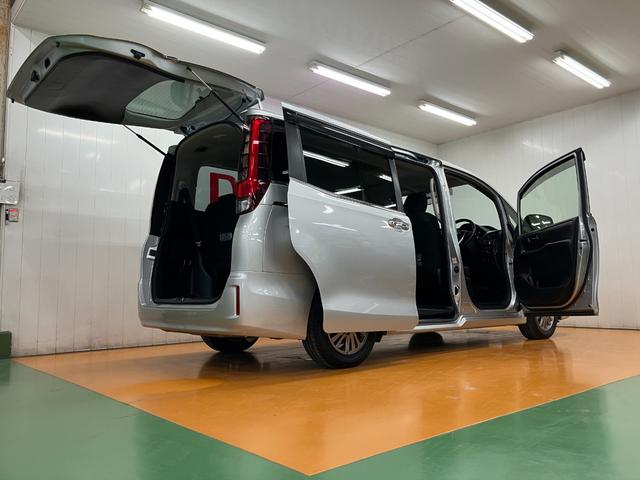 エスクァイアＸｉ３列シート　ドラレコ　Ｂカメラ　ステアリングスイッチ　Ｐスタート　片側オートスライドドア　Ｐスタート　アイドリングストップ　ＥＴＣ　ダブルエアコン　キーフリー（神奈川県）の中古車