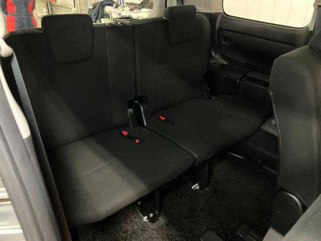 エスクァイアＸｉ３列シート　ドラレコ　Ｂカメラ　ステアリングスイッチ　Ｐスタート　片側オートスライドドア　Ｐスタート　アイドリングストップ　ＥＴＣ　ダブルエアコン　キーフリー（神奈川県）の中古車