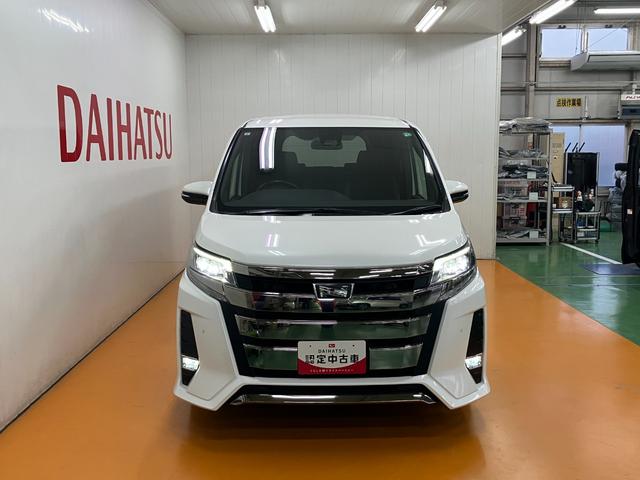 ノアＳｉ衝突被害軽減ブレーキシステム　３列シート　Ｂカメラ　ダブルエアコン　ステアリングスイッチ　クルーズコントロール　ＵＳＢ接続端子　両側オートスライドドア　レーンアシスト　ＥＴＣ　キーフリー（神奈川県）の中古車