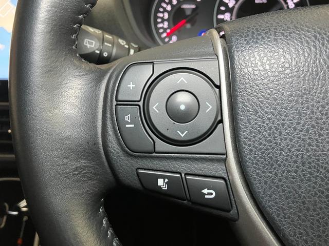 ノアＳｉ衝突被害軽減ブレーキシステム　３列シート　Ｂカメラ　ダブルエアコン　ステアリングスイッチ　クルーズコントロール　ＵＳＢ接続端子　両側オートスライドドア　レーンアシスト　ＥＴＣ　キーフリー（神奈川県）の中古車