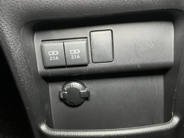 ノアＳｉ衝突被害軽減ブレーキシステム　３列シート　Ｂカメラ　ダブルエアコン　ステアリングスイッチ　クルーズコントロール　ＵＳＢ接続端子　両側オートスライドドア　レーンアシスト　ＥＴＣ　キーフリー（神奈川県）の中古車