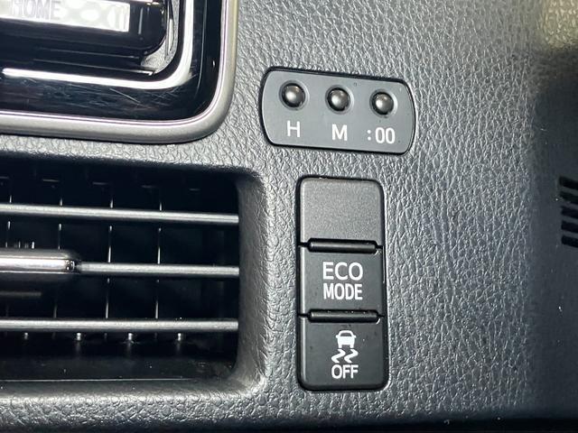 ノアＳｉ衝突被害軽減ブレーキシステム　３列シート　Ｂカメラ　ダブルエアコン　ステアリングスイッチ　クルーズコントロール　ＵＳＢ接続端子　両側オートスライドドア　レーンアシスト　ＥＴＣ　キーフリー（神奈川県）の中古車