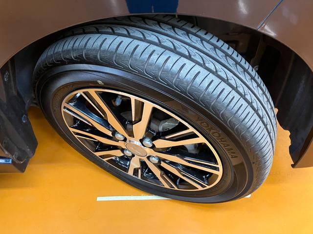 ムーヴカスタム　Ｘリミテッド　ＳＡIIIサポカーＳワイド適合　ドラレコ　ステアリングスイッチ　オートエアコン　Ｐスタート　運転席シートヒーター　アイドリングストップ　横滑り防止機能　誤発進抑制機能　オートハイビーム　Ｂカメラ　キーフリー（神奈川県）の中古車