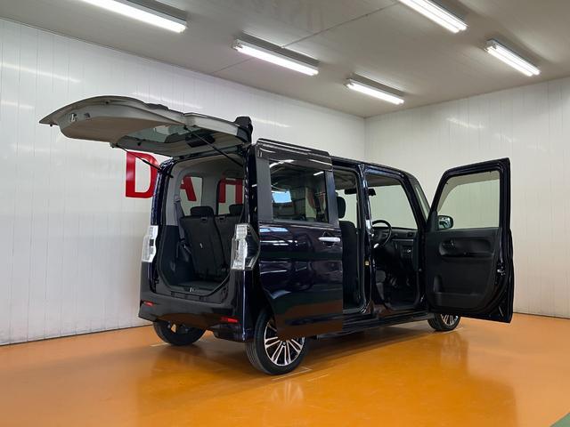 タントカスタムＲＳ　ＳＡスマアシ　ミラクルオープンドア　ドラレコ　両側オートスライドドア　Ｐスタート　エコアイドル　横滑り防止機能　誤発進抑制機能　ステアリングスイッチ　ＵＳＢ接続端子　電動格納ミラー　キーフリー（神奈川県）の中古車