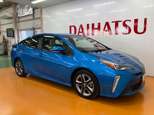 プリウスＳツーリングセレクション衝突被害軽減ブレーキシステム　ハイブリッド　ドラレコ　クルーズコントロール　ステアリングスイッチ　Ｂカメラ　Ｐスタート　オートハイビーム　ＥＴＣ　シートヒーター　キーフリー（神奈川県）の中古車