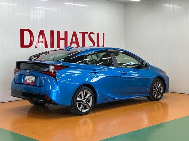 プリウスＳツーリングセレクション衝突被害軽減ブレーキシステム　ハイブリッド　ドラレコ　クルーズコントロール　ステアリングスイッチ　Ｂカメラ　Ｐスタート　オートハイビーム　ＥＴＣ　シートヒーター　キーフリー（神奈川県）の中古車