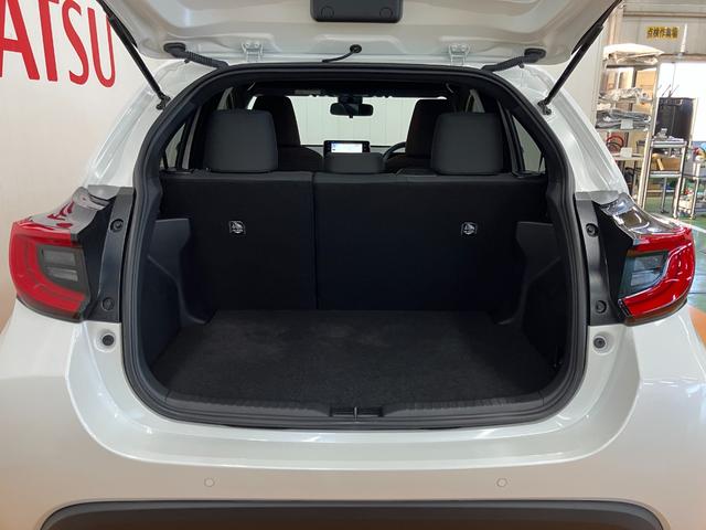 ヤリスハイブリッドＺ衝突被害軽減ブレーキシステム　Ｂカメラ　レーダークルーズコントロール　Ｐスタート　ＥＴＣ　マルチメディアオーディオ　ＵＳＢ接続端子　シートヒーター　ＳＯＳスイッチ（神奈川県）の中古車