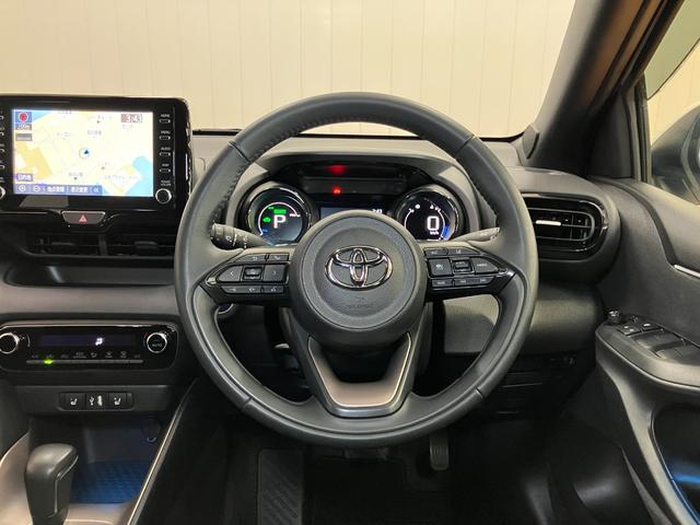 ヤリスハイブリッドＺ衝突被害軽減ブレーキシステム　Ｂカメラ　レーダークルーズコントロール　Ｐスタート　ＥＴＣ　マルチメディアオーディオ　ＵＳＢ接続端子　シートヒーター　ＳＯＳスイッチ（神奈川県）の中古車