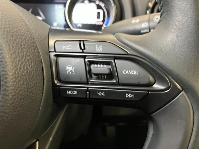 ヤリスハイブリッドＺ衝突被害軽減ブレーキシステム　Ｂカメラ　レーダークルーズコントロール　Ｐスタート　ＥＴＣ　マルチメディアオーディオ　ＵＳＢ接続端子　シートヒーター　ＳＯＳスイッチ（神奈川県）の中古車