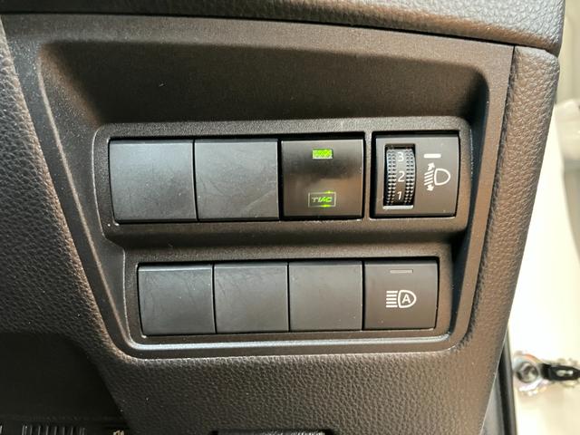 ヤリスハイブリッドＺ衝突被害軽減ブレーキシステム　Ｂカメラ　レーダークルーズコントロール　Ｐスタート　ＥＴＣ　マルチメディアオーディオ　ＵＳＢ接続端子　シートヒーター　ＳＯＳスイッチ（神奈川県）の中古車