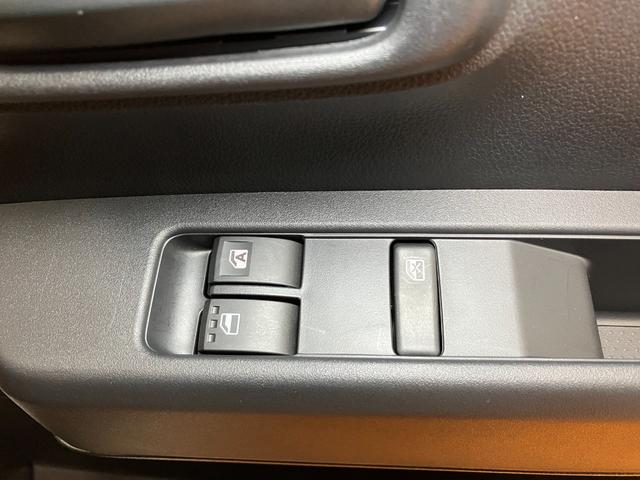 ハイゼットカーゴDXサポカーSワイド適合 ラジオ エアコン アクセサリーソケット コーナーセンサー アイドリングストップ 光軸調整ダイヤル 横滑り防止機能 誤発進抑制機能 パワーウインドウ キーレス(神奈川県)の中古車