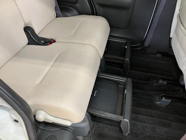 ムーヴキャンバスＸリミテッドメイクアップ　ＳＡIIスマアシ　ドラレコ　両側オートスライドドア　ステアリングスイッチ　オートエアコン　Ｐスタート　アイドリングストップ　横滑り防止機能　誤発進抑制機能　電動格納ミラー　置きラクボックス　キーフリー（神奈川県）の中古車